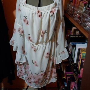 Hippie chic bell sleeved sundress